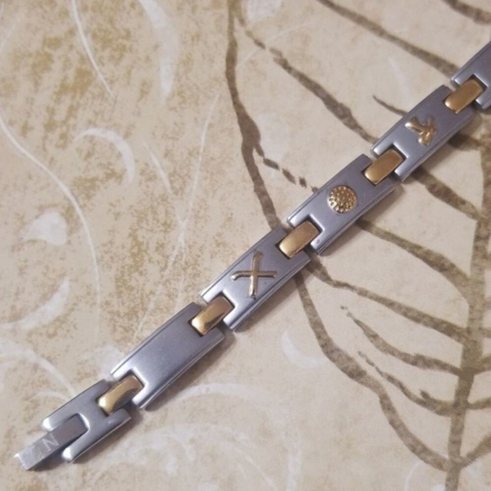 Stainless steel magnetic bracelet 7.5 inches long